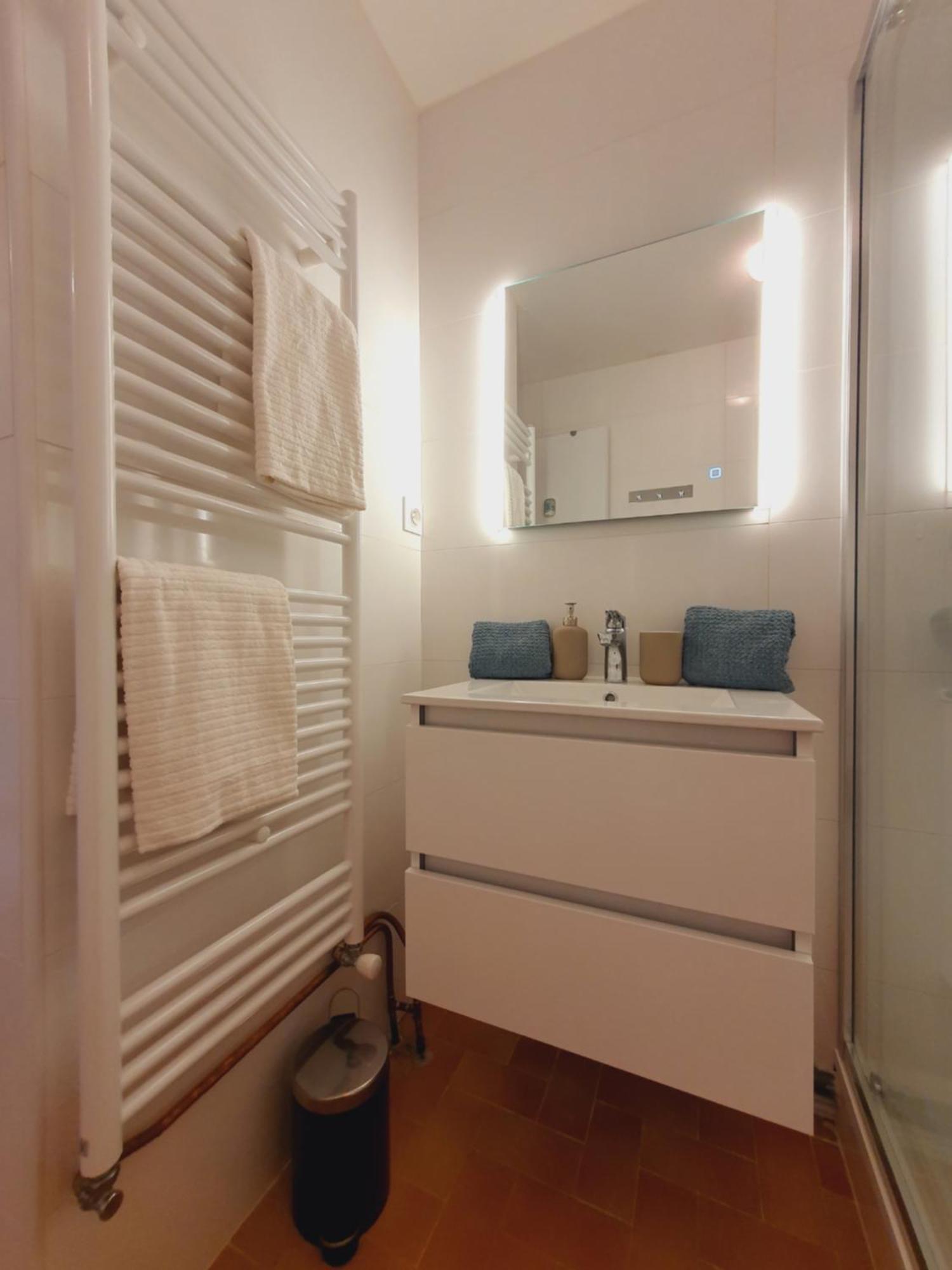 T2 Traversant Familial Cap Sud Parking Plages - Rossiconciergerie - Linge En Option La Grande Motte Exterior photo